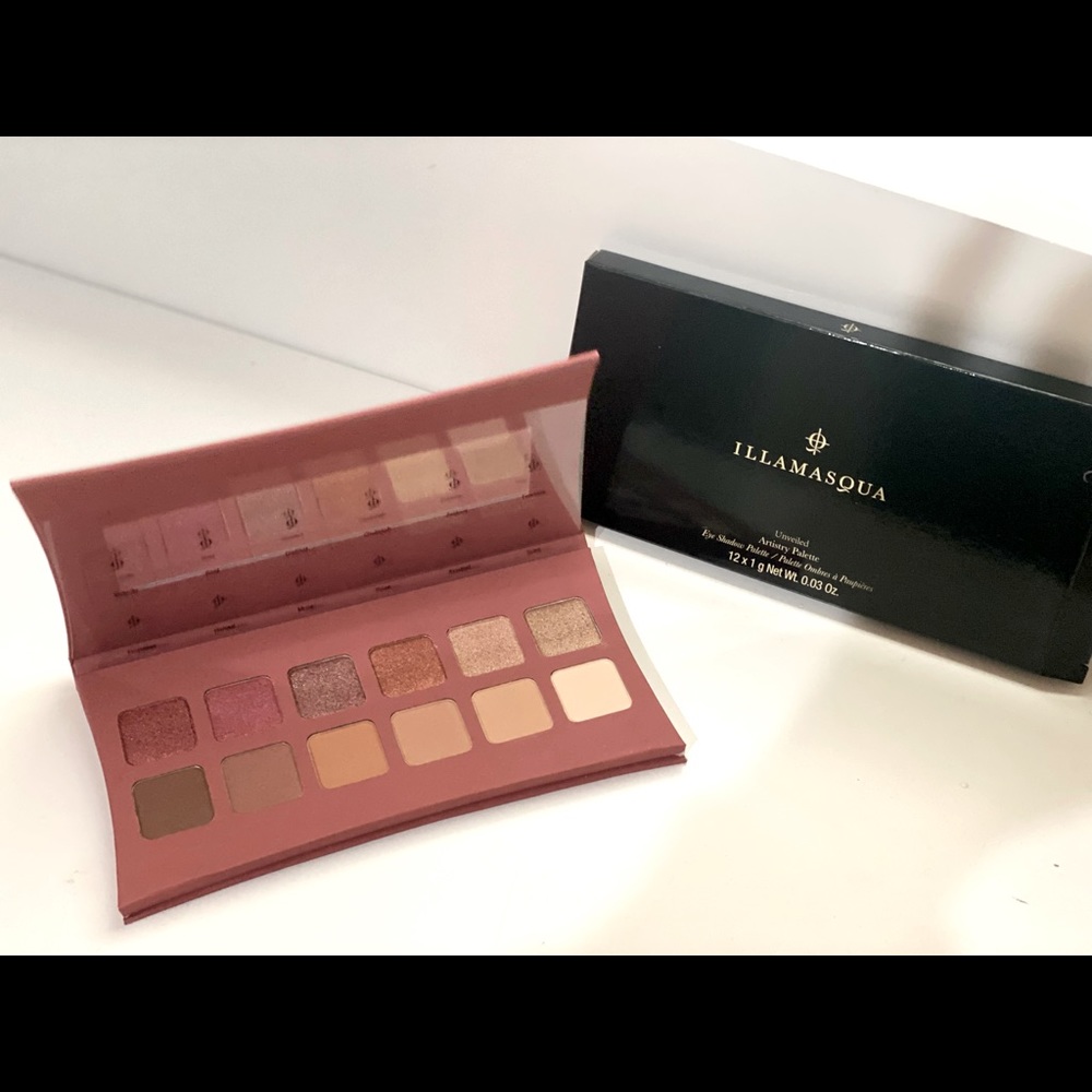 ILLAMASQUA  Unveiled Artistry Palette